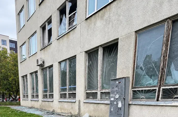 Російський дрон влучив біля школи в Полтаві: є постраждалий