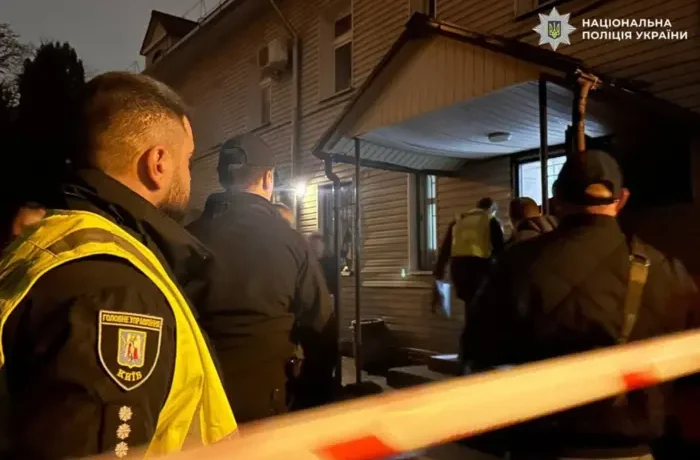 Чоловік, який влаштував стрілянину в Печерському ТЦК, отримав підозру