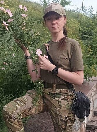 Бойовій медикині Марині Гриценко посмертно присвоїли звання Герой України фото 3