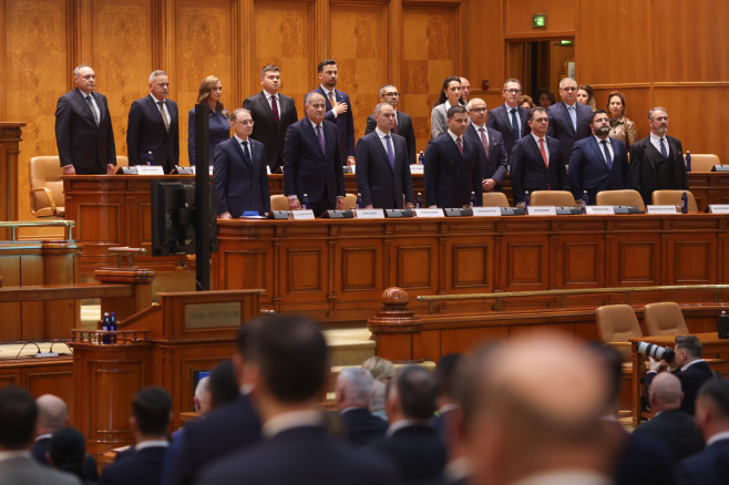Румунія сформувала новий уряд після шести місяців політичної кризи фото 2