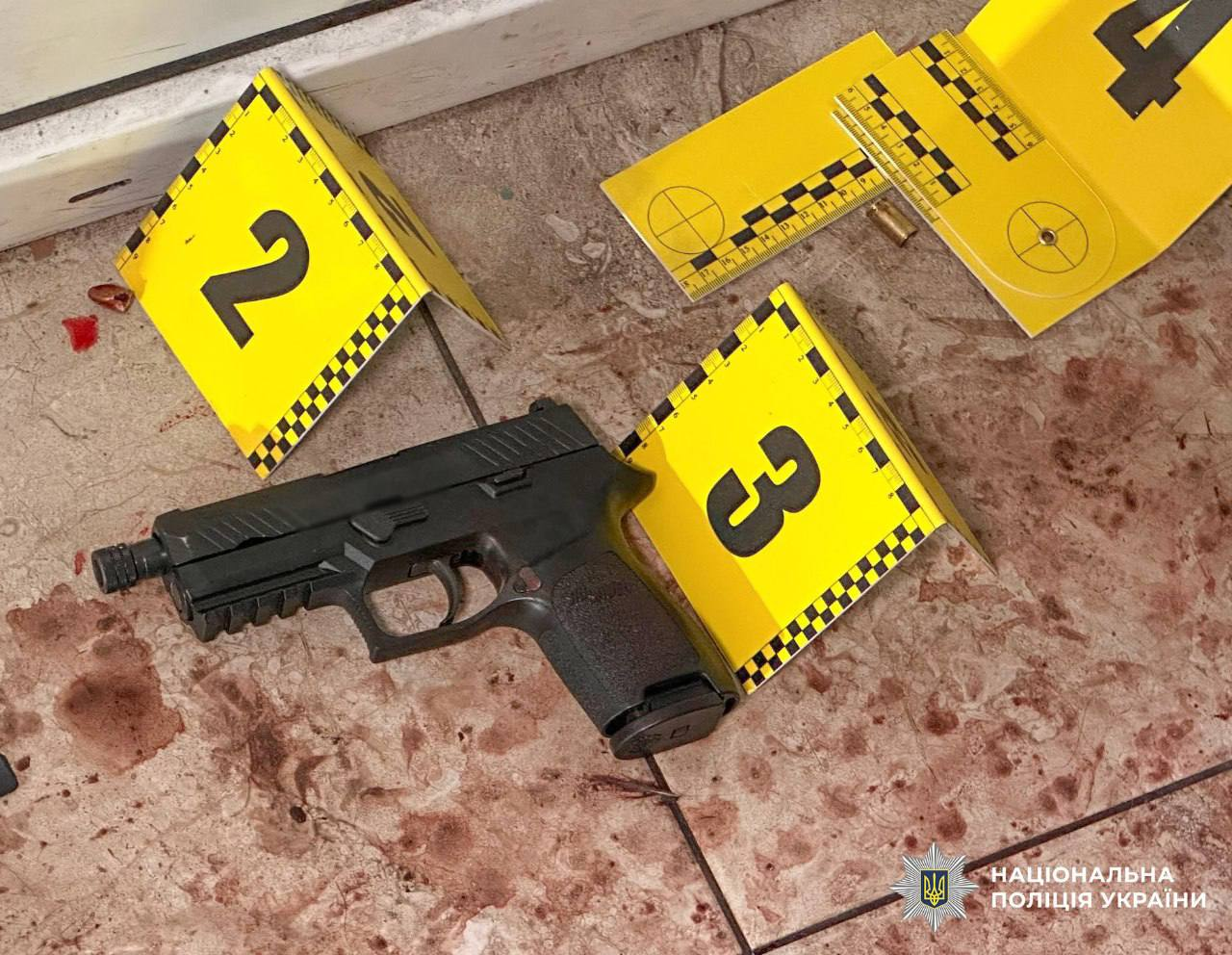 Чоловік, який влаштував стрілянину в Печерському ТЦК, отримав підозру фото 1