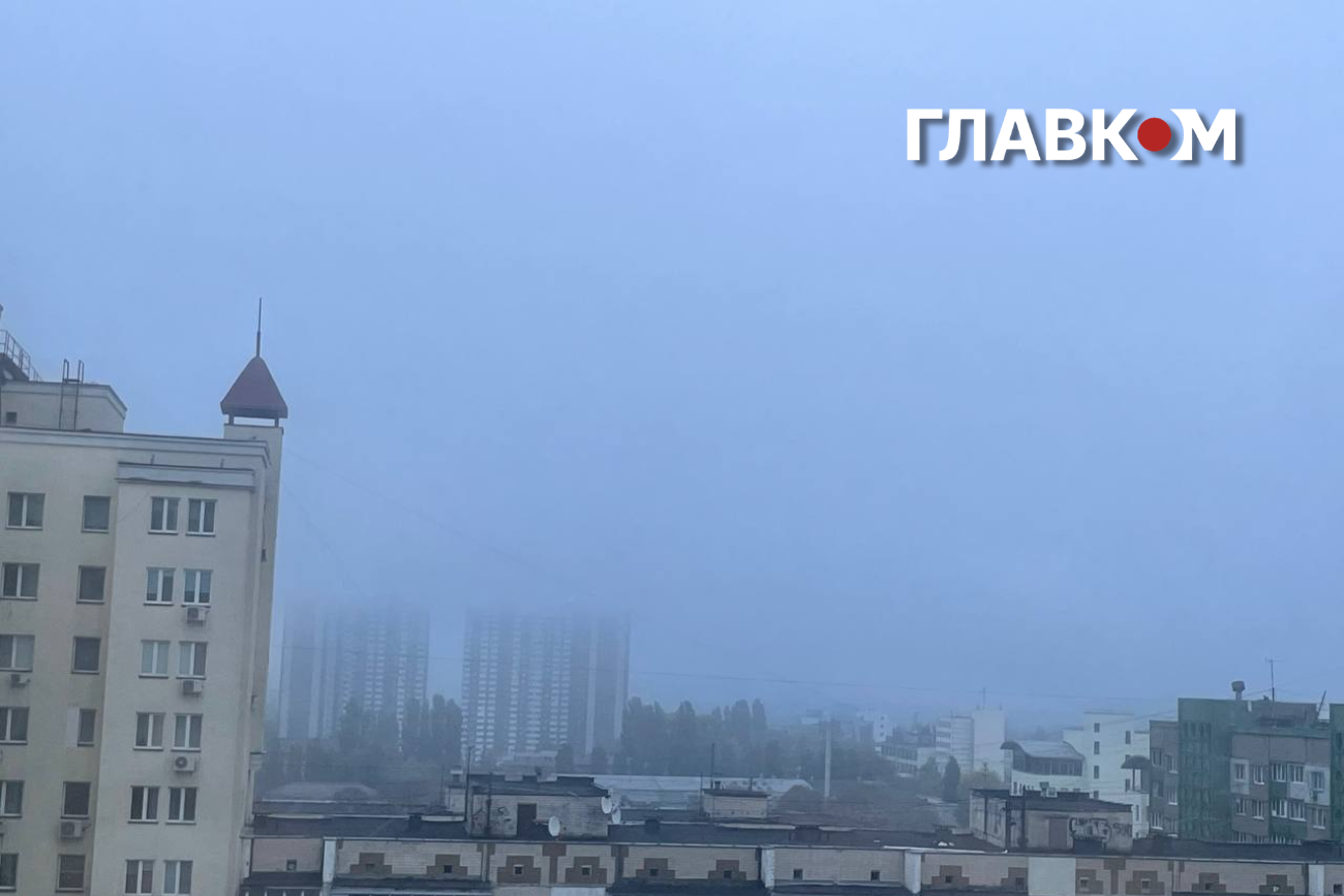 Святкові солодощі у формі рукавичок та мішечків Санти