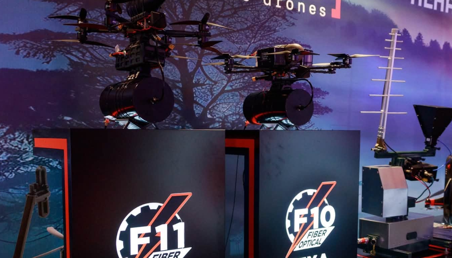Дрони F11 та F10