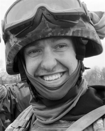 У 2015 році  Валерій Болгов добровольцем став на захист Батьківщини, брав участь в АТО на Донбасі