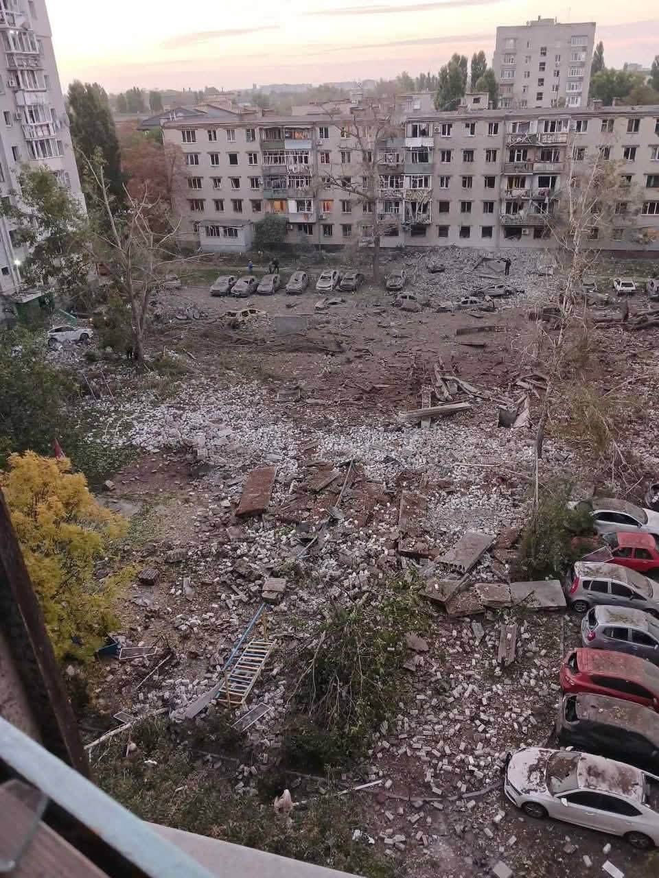 Російська атака на Кременчук. Мер міста розповів про масштаб руйнувань (фото) фото 2