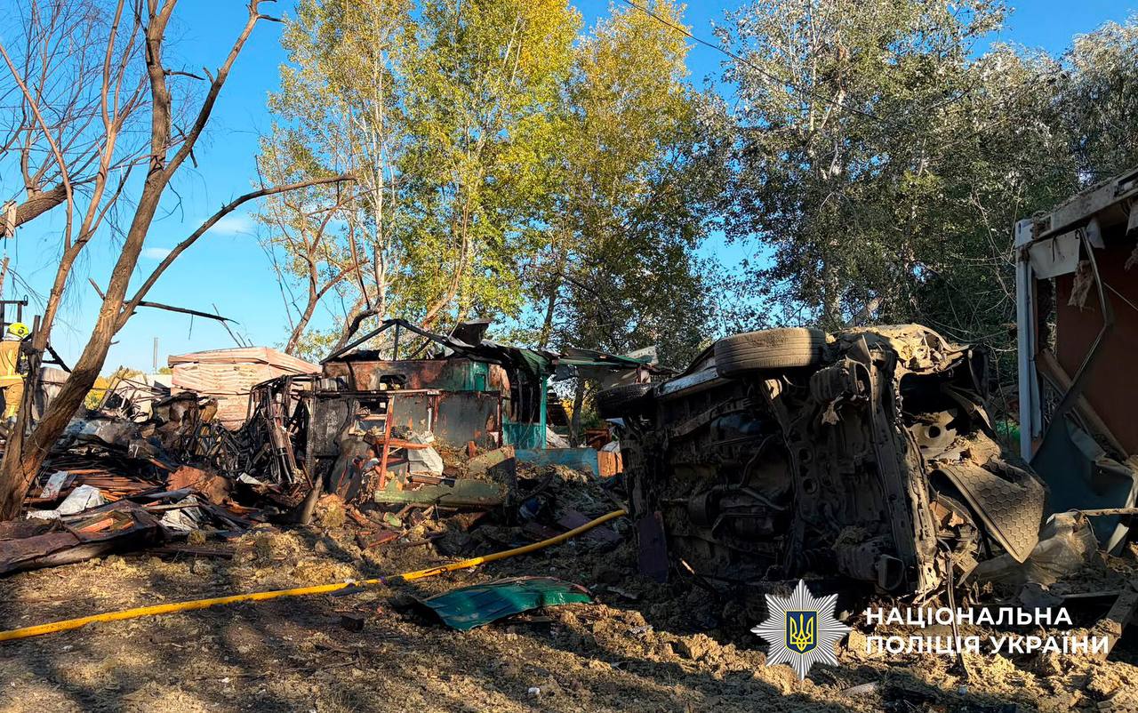 Росія атакувала човнову станцію у Києві, є постраждалі  фото 2