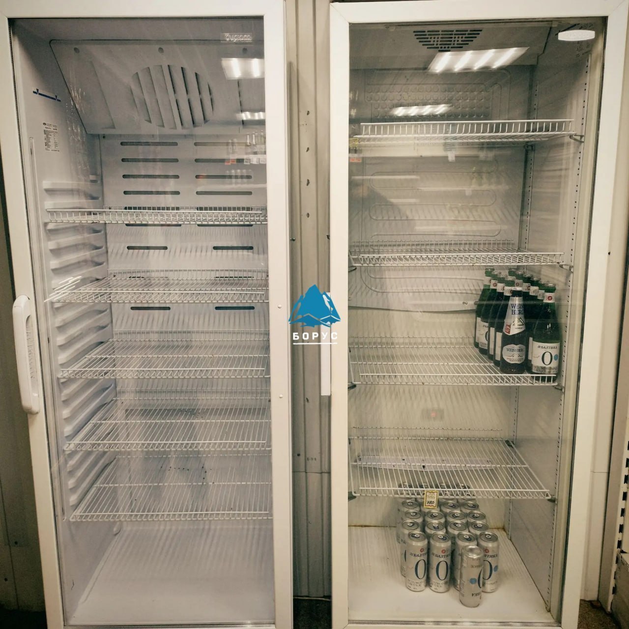 Порожні холодильники в магазинах