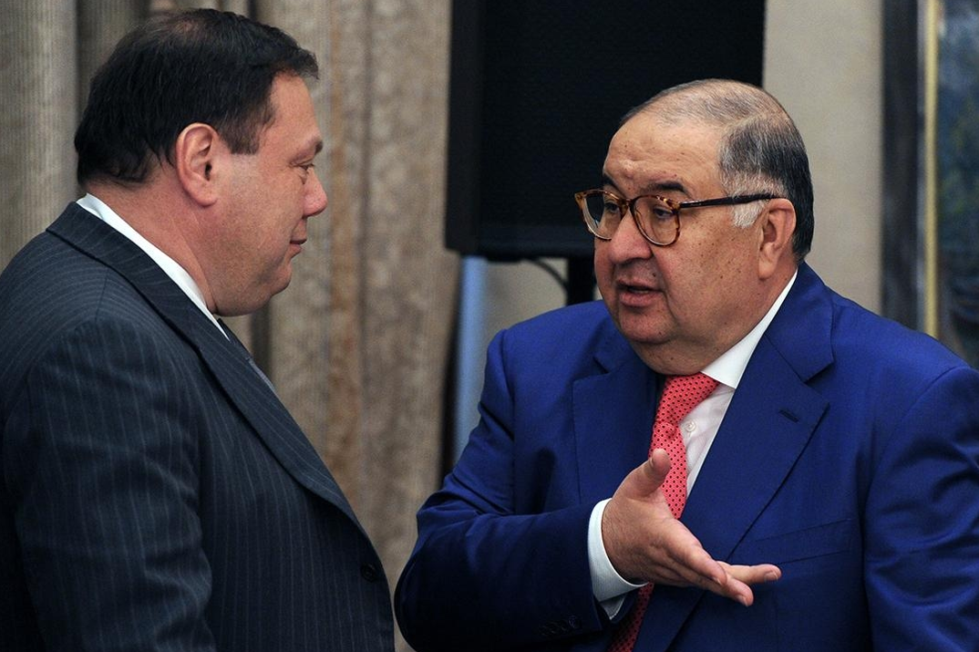 Російським олігархам Михайлу Фрідману та Алішеру Усманову вдалося натиснути на ЄС, аби позбавитись персональних санкцій